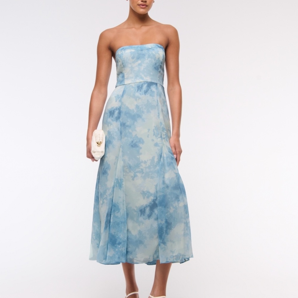 Abercrombie & Fitch Strapless Cloud-Effect Midi Dress in Sky Blue